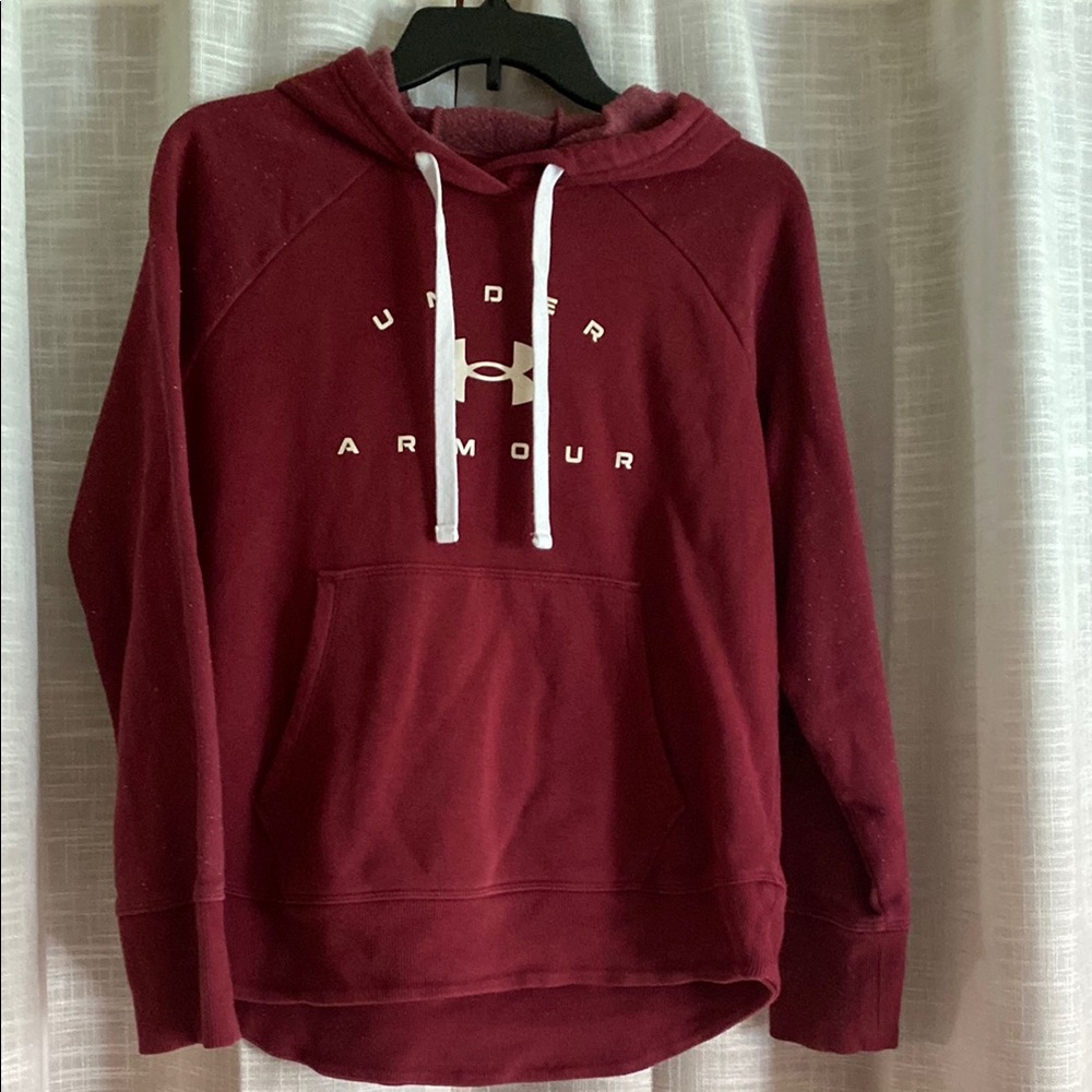 Under Armour Burgundy Hoodie women’s